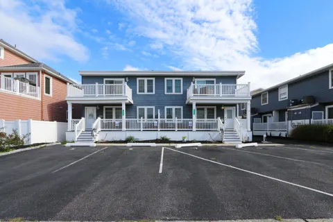 223 N 10th Street