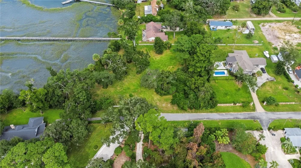 300 Mcalpin Street #B Savannah, GA 31406