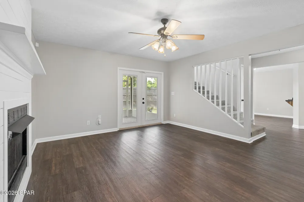 301 Lakeside Drive Panama City, FL 32404