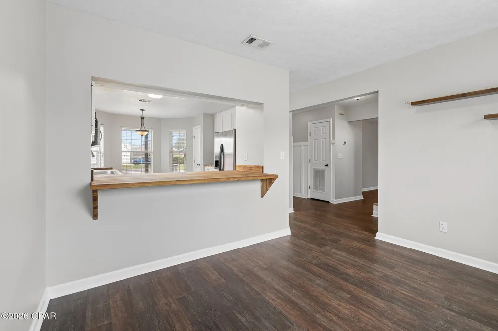 301 Lakeside Drive Panama City, FL 32404