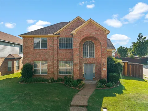1184 Courtney Lane