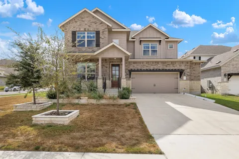 2332 Lost Woods Bend