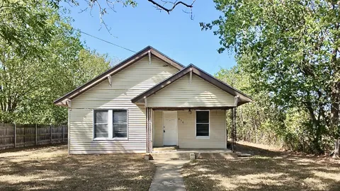 606 Mesquite Street