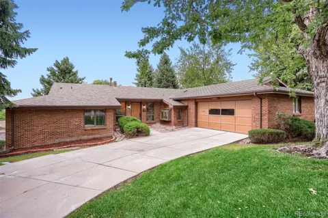 2615 Oak Drive #1