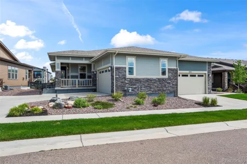 1915 Canyonpoint Lane