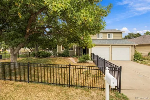 401 Orilla Del Lago