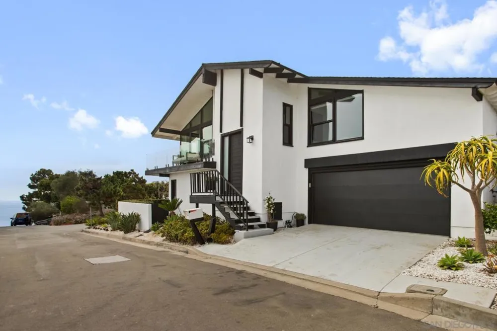 2568 Bonita Way Laguna Beach, CA 92651