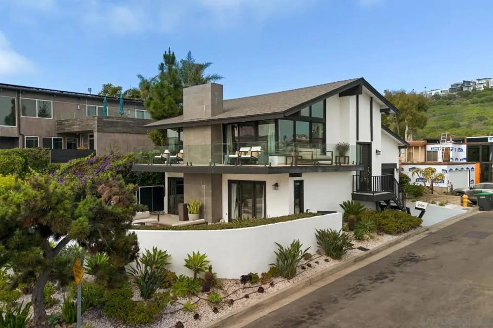 2568 Bonita Way Laguna Beach, CA 92651