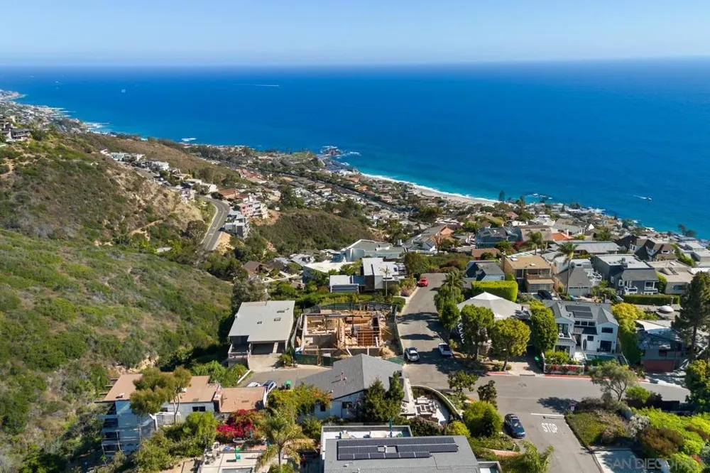2568 Bonita Way Laguna Beach, CA 92651