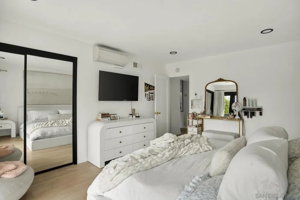 2568 Bonita Way Laguna Beach, CA 92651