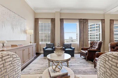 411 W 7th Street #1005