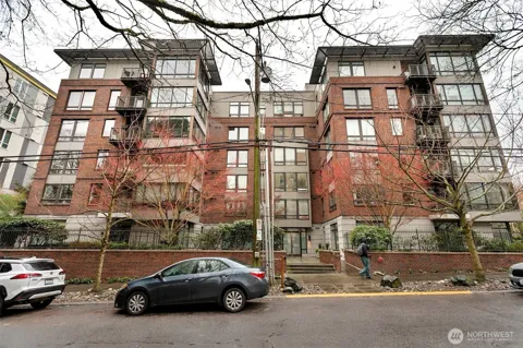 4547 8th Avenue NE #508