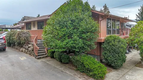 7227 S 128th