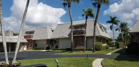 415 Pine Tree Court #17