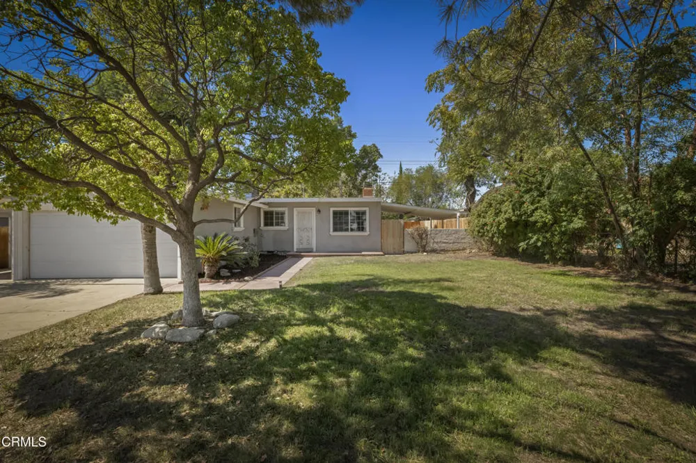 9824 Catawba Avenue Fontana, CA 92335