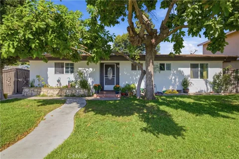1407 W Colonial Avenue