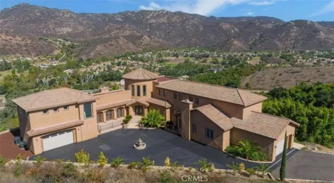 3034 Mountain View Drive