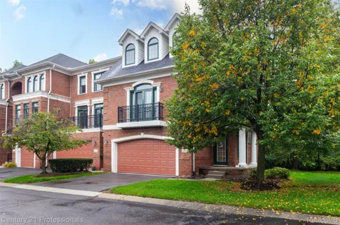 4450 Gateway Circle #10