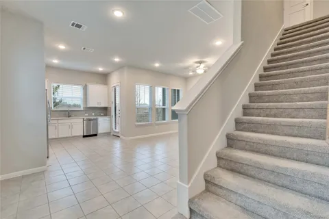 1015 Vista View Drive #502