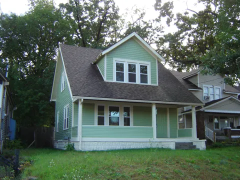 1628 Kalamazoo Avenue SE