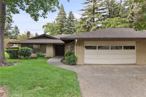 7 Northwood Commons