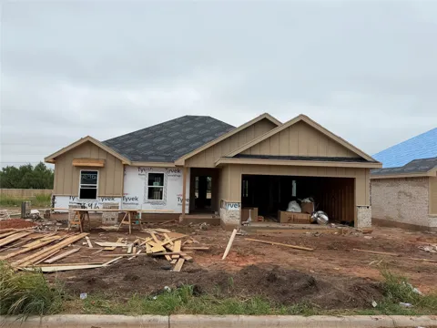 7696 Lake Ridge Parkway