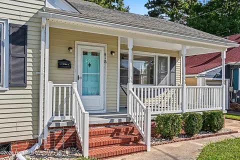 918 Woodruff Avenue