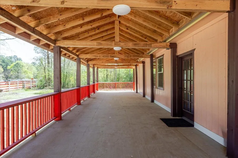 691 Willow Drive Shepherd, TX 77371
