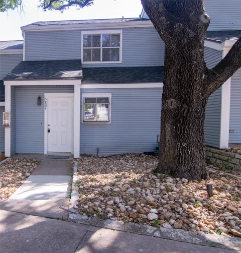 6804 Old Quarry Lane