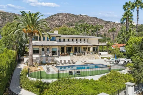 38144 Silver Fox Court