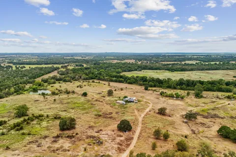 1090 Private Road 7046
