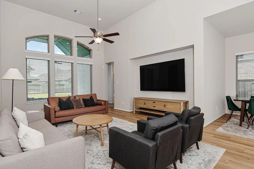 32236 Highwood Green Lane Conroe, TX 77385