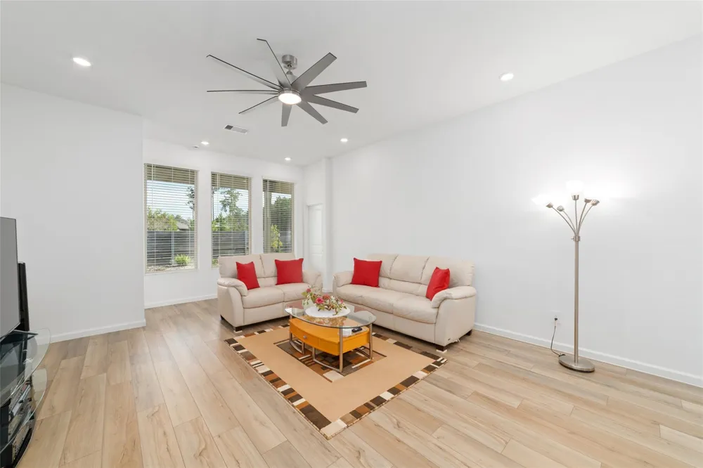 18055 Brennie Bird Lane Conroe, TX 77302