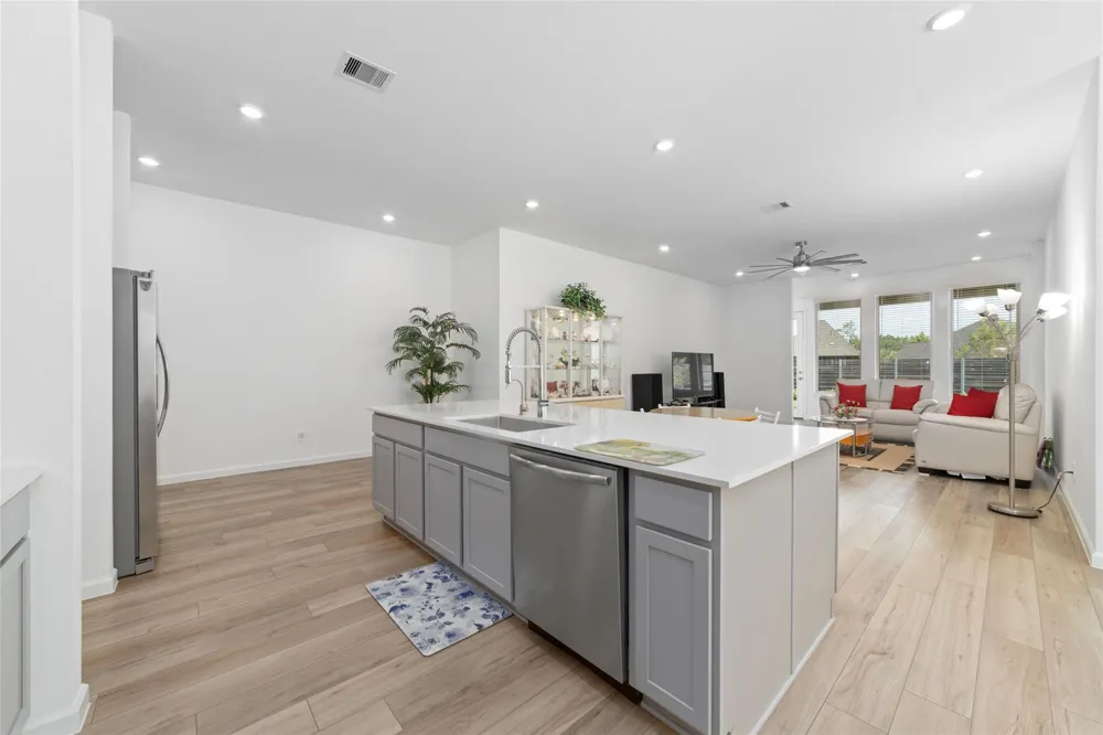 18055 Brennie Bird Lane Conroe, TX 77302