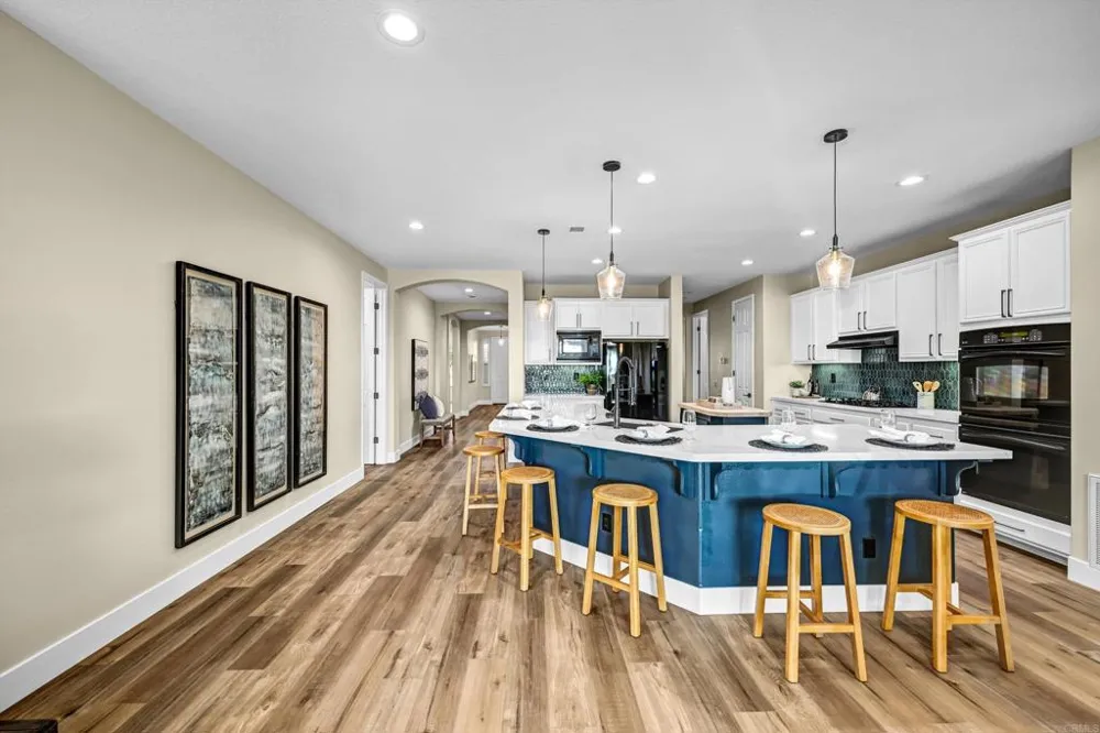 1898 Almagro Lane Escondido, CA 92026