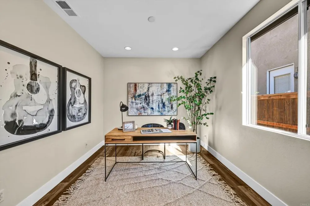 1898 Almagro Lane Escondido, CA 92026