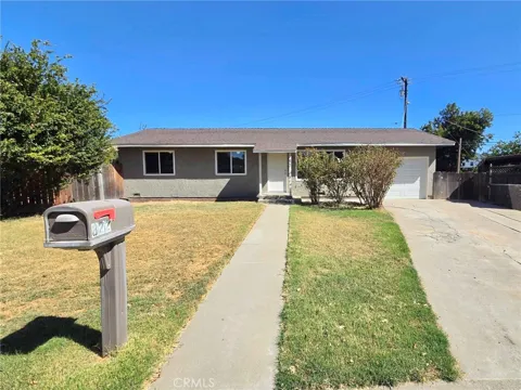822 Walnut