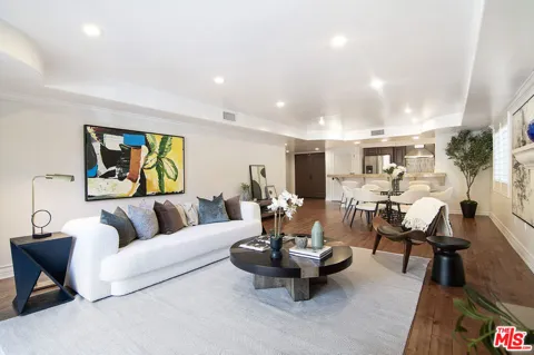 10390 La Grange Avenue #102