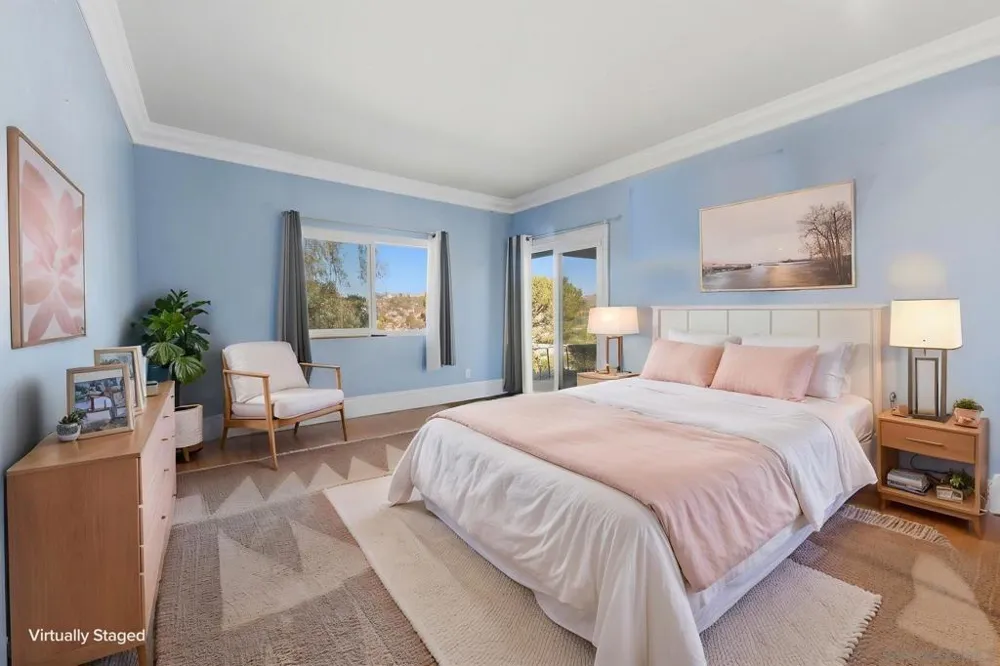1521 Shadow Knolls Ln El Cajon, CA 92020