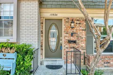 15924 Coolwood Drive #1039