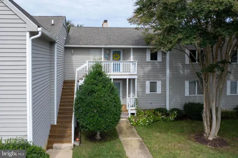 33935 MIDDLETON CIRCLE #4