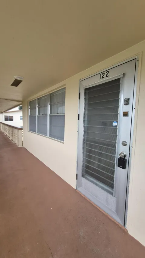 122 Canterbury D