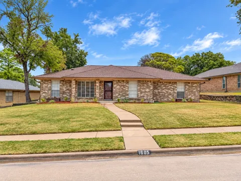 1605 Brighton Drive