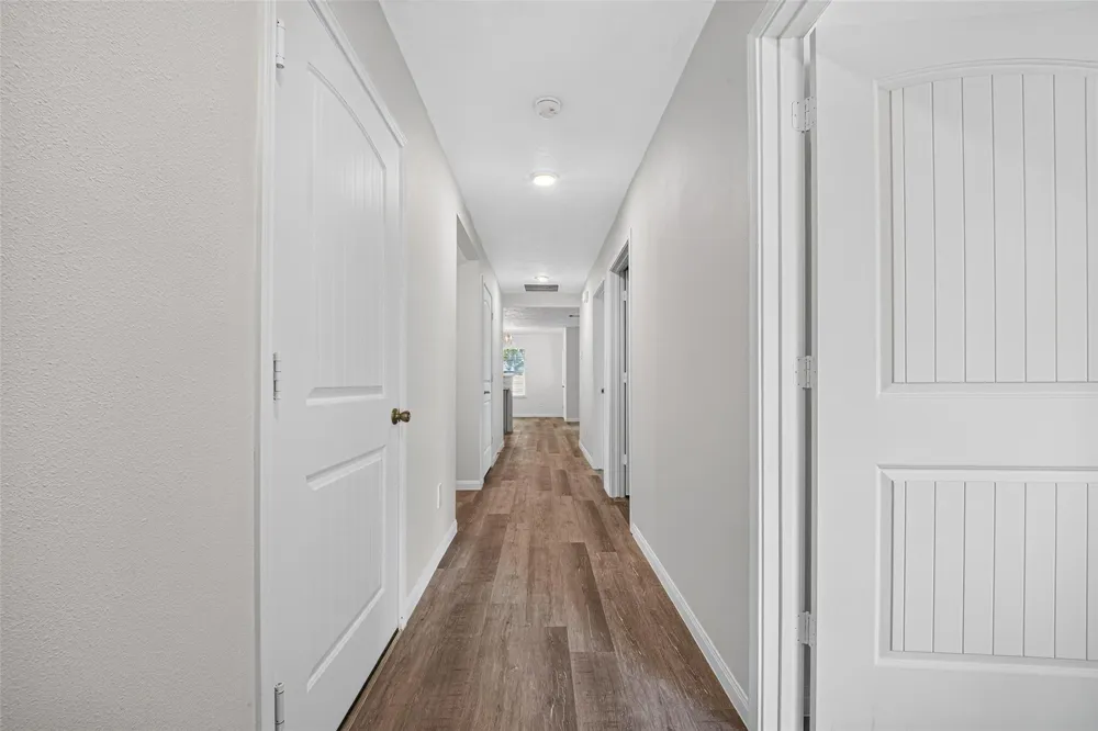 353 Todd Street Tomball, TX 77375