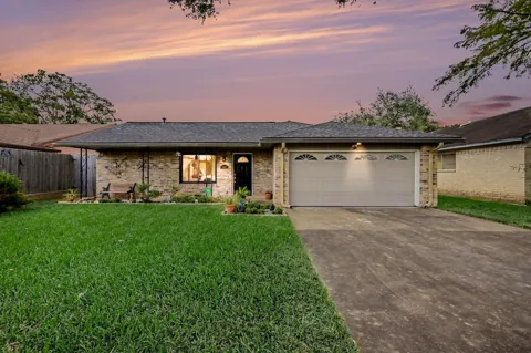 2508 Village Circle Drive
