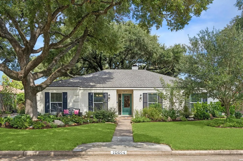 10814 Overbrook Lane Houston, TX 77042