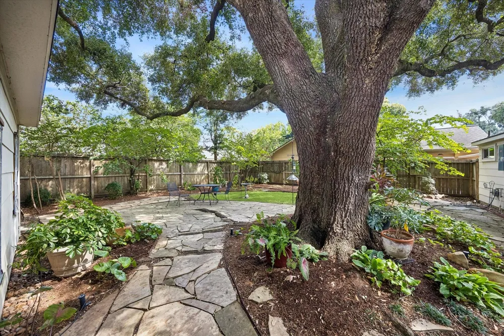 10814 Overbrook Lane Houston, TX 77042