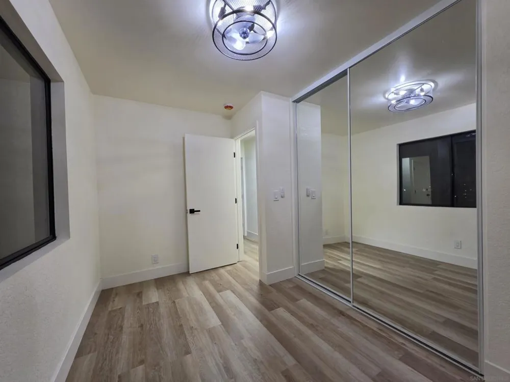 5210 Roswell San Diego, CA 92114