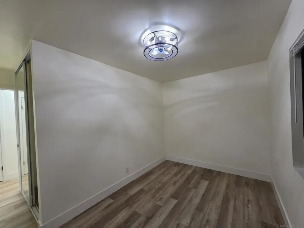 5210 Roswell San Diego, CA 92114
