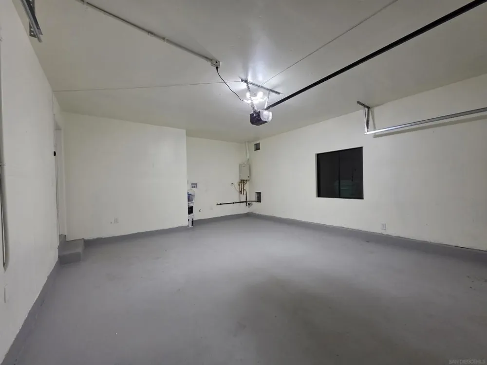 5210 Roswell San Diego, CA 92114